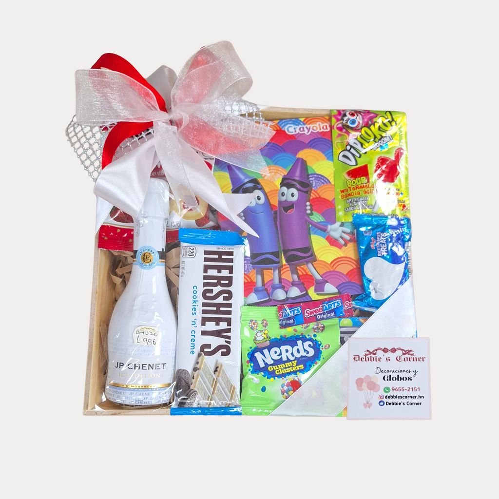 Canasta de Snacks, caja grande, con espumante JP. Chenet, moño blanco